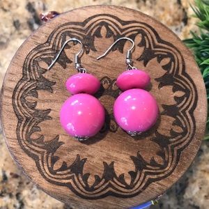 BOGO! 5/20! 💕Handmade Vintage Style Pink Bead Earrings!